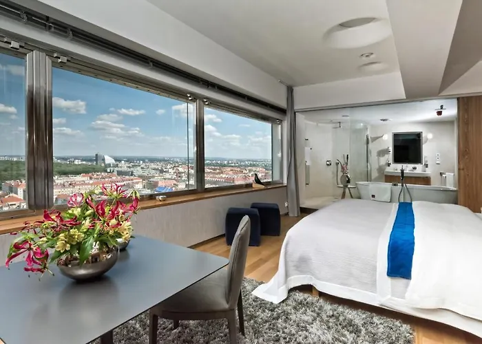 Hotell One