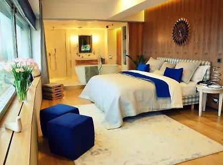 One 5* Praga